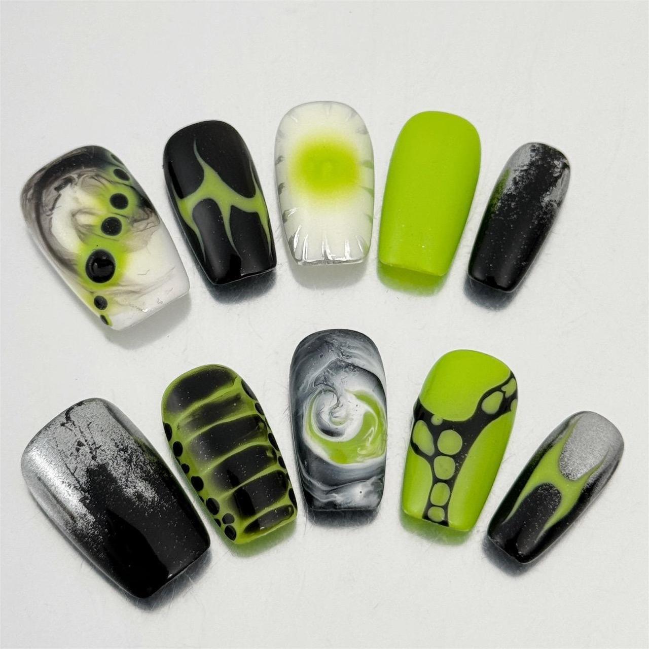 Siva Nail, Neon Venom, Cyberpunk moderne, ongles pressés faits main