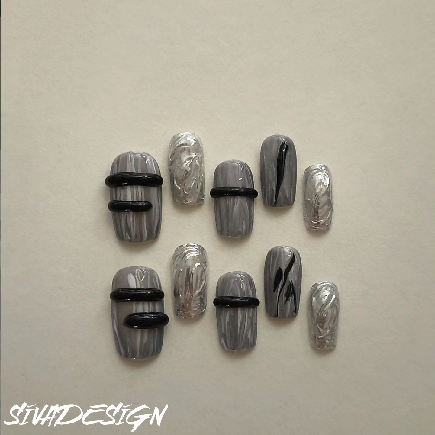 Siva Nail, Concrete Land, Ongles à coller faits main de style marbre