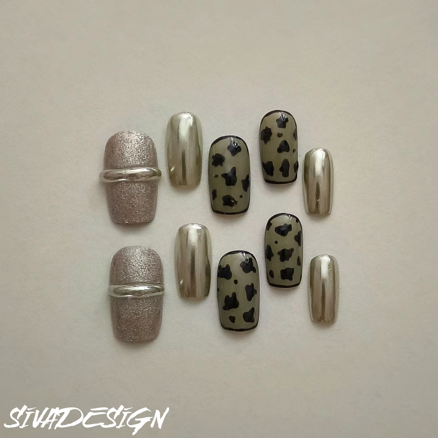 Siva Nail, Wild Elegance, Ongles à coller faits main motif léopard métallisé