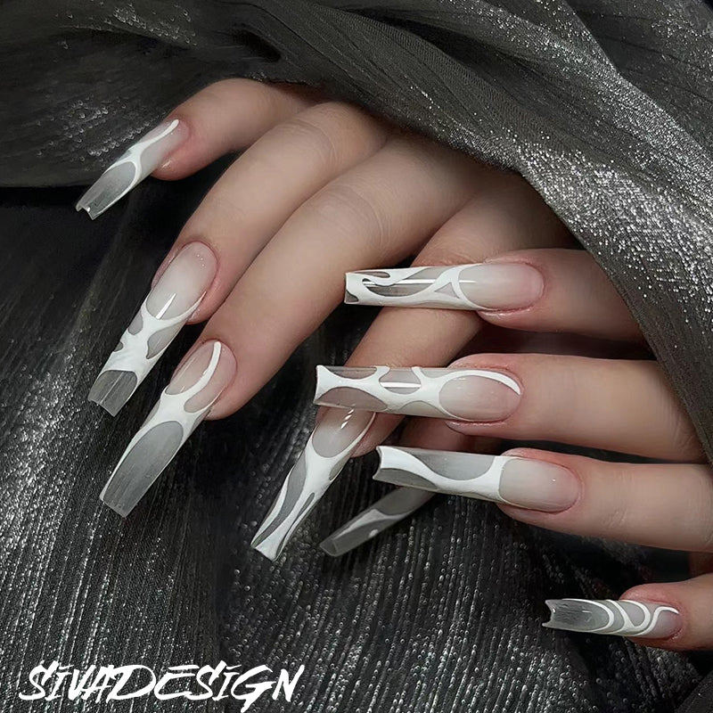 Siva Nail, Plush Boundary, ongles à coller faits main de style minimaliste