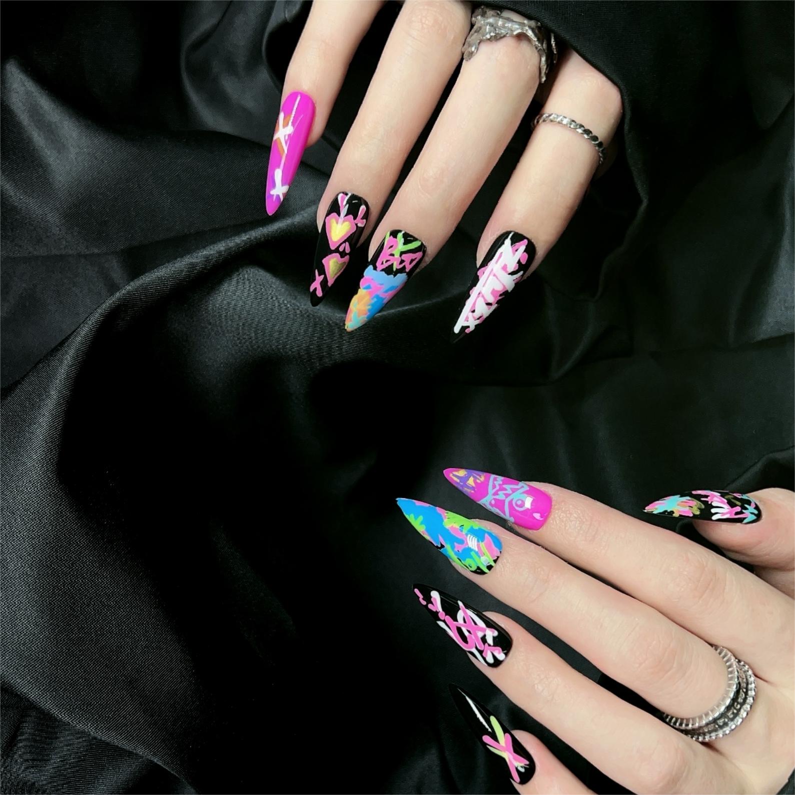 Siva Nail, Neon Groove, Style Graffiti, Ongles à coller faits main