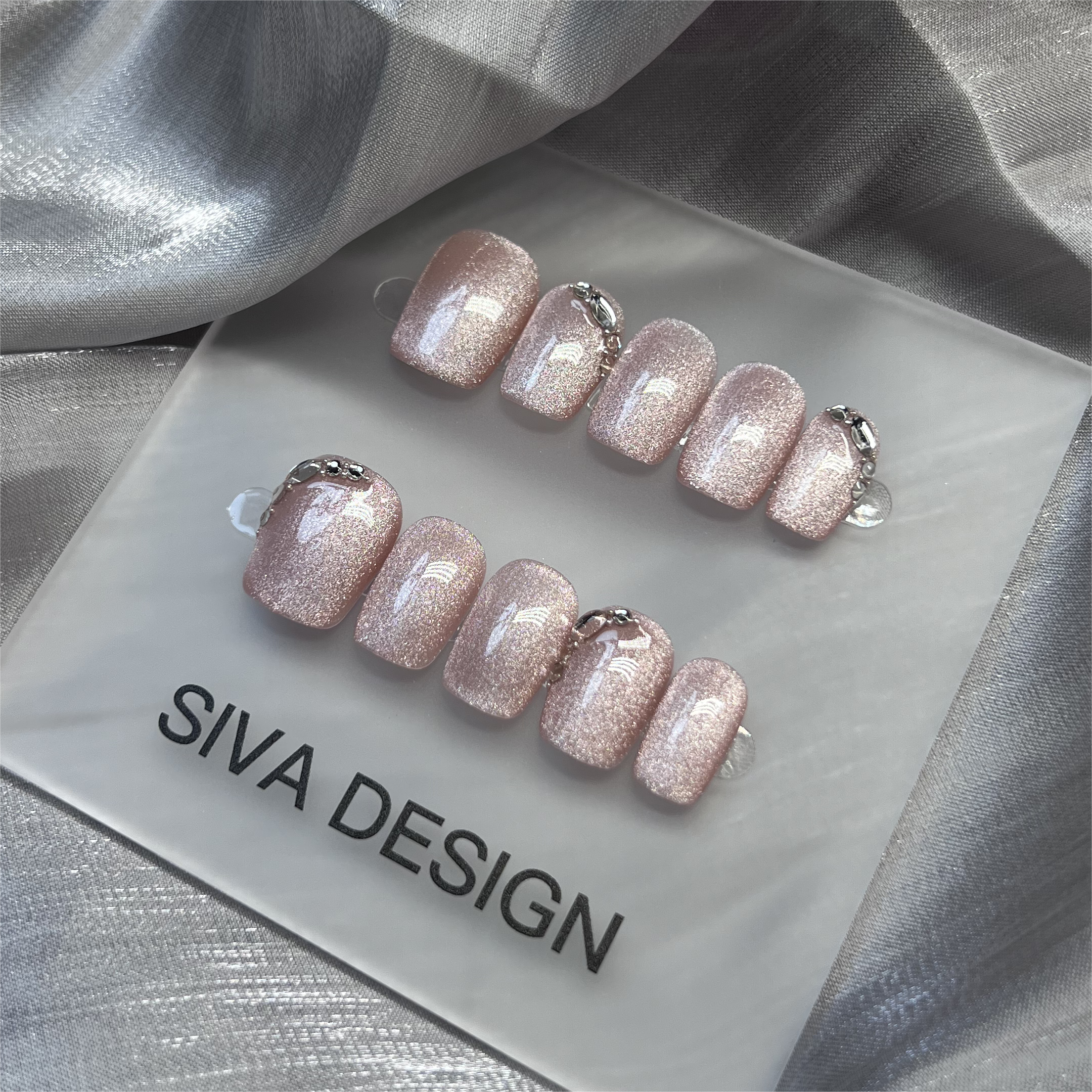 Siva Nail, Simple Pink Glossy, Moonlit Silk, Ongles glamour faits main