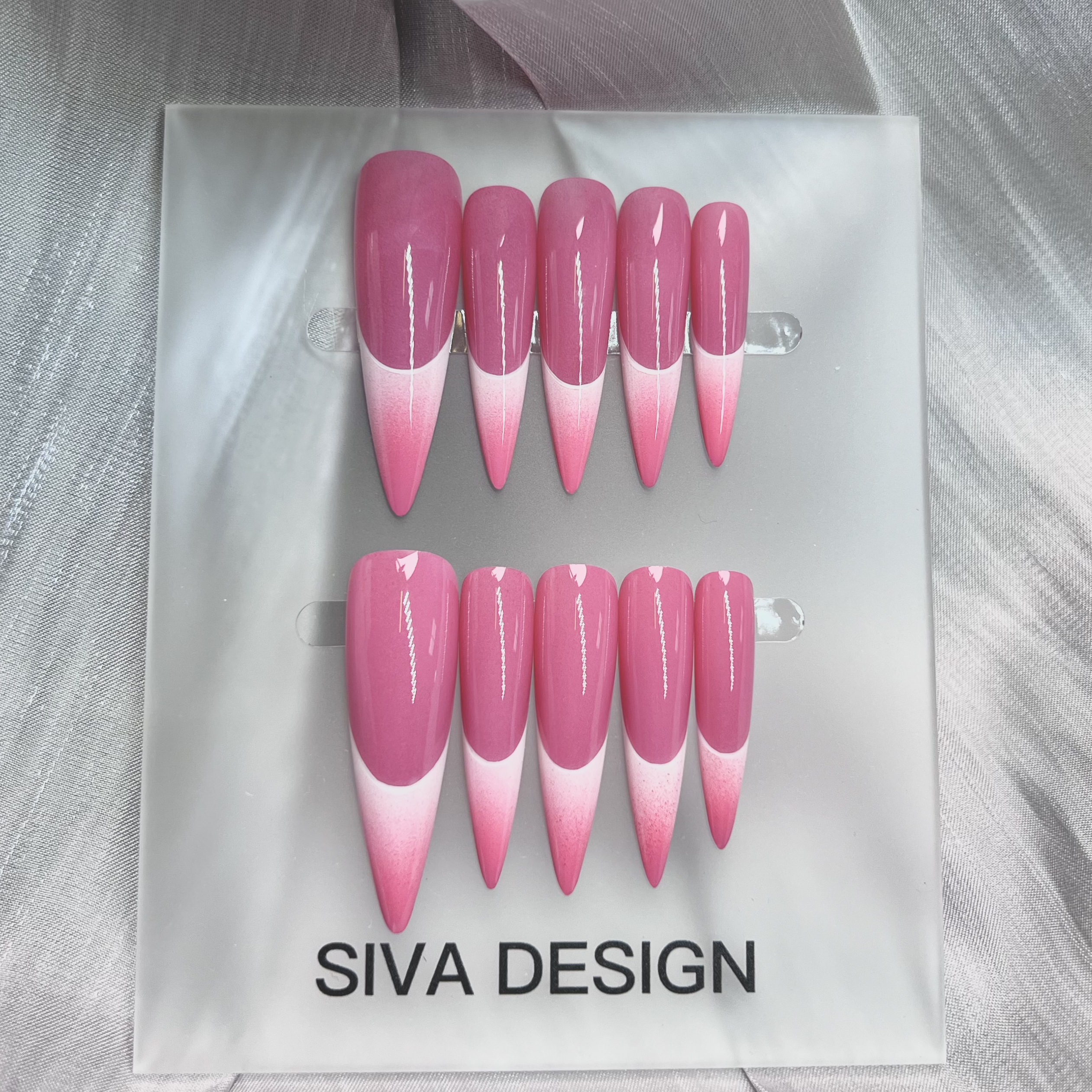 Siva Nail, Lunar Shee (rose), style français, ongles pressés faits à la main