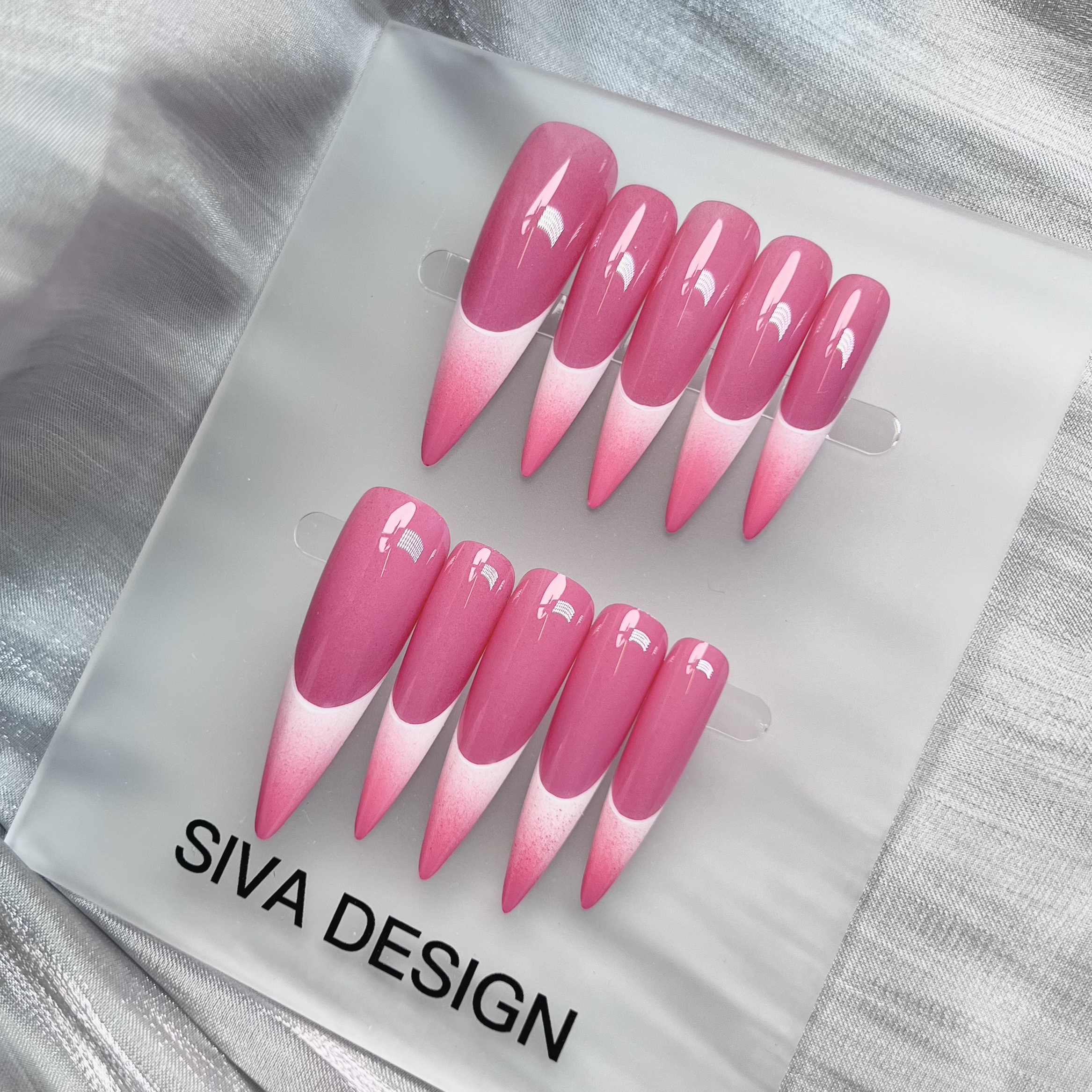 Siva Nail, Lunar Shee (rose), style français, ongles pressés faits à la main