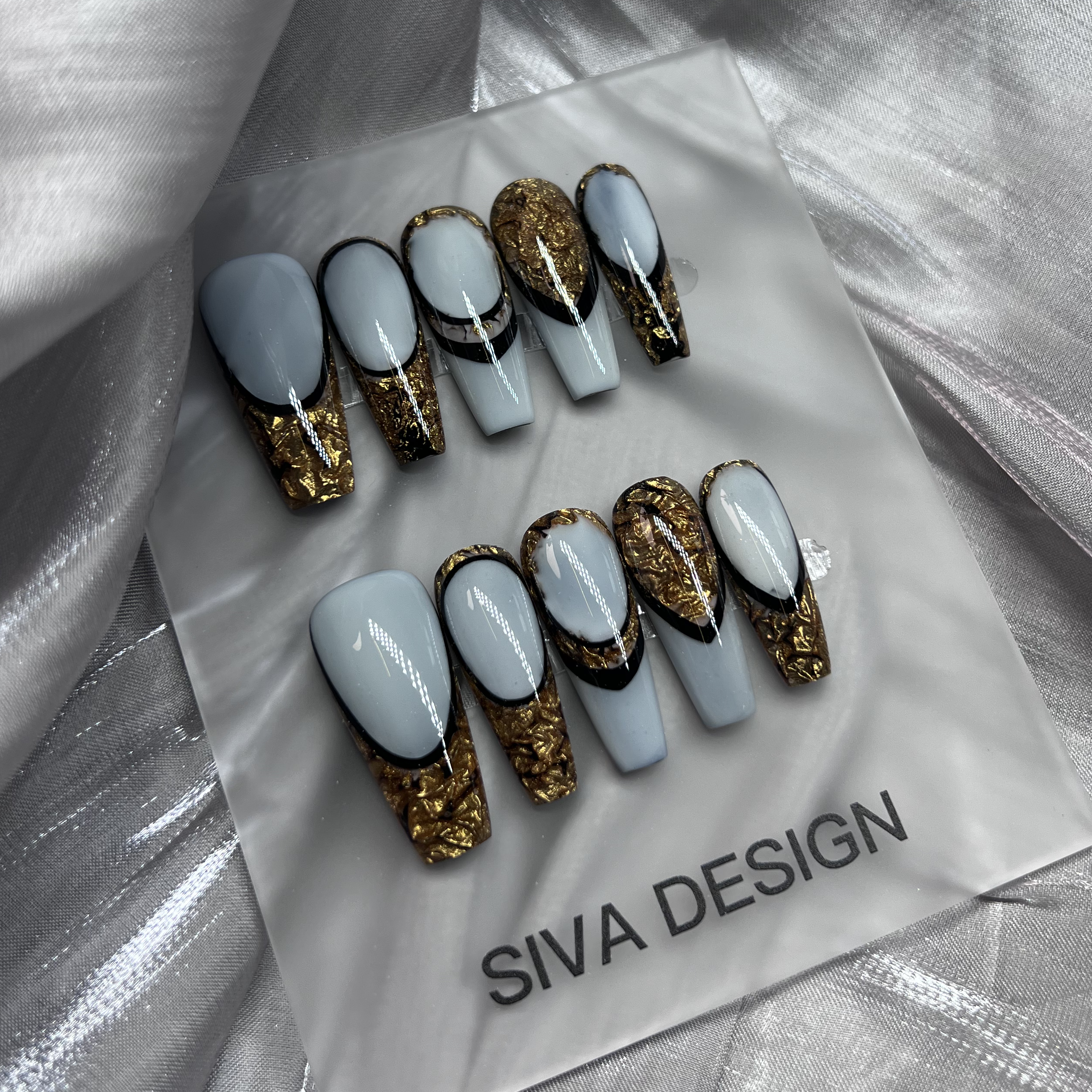 Siva Nail, Golddust, French, Feuille d'or luxueuse, Ongles pressés faits main