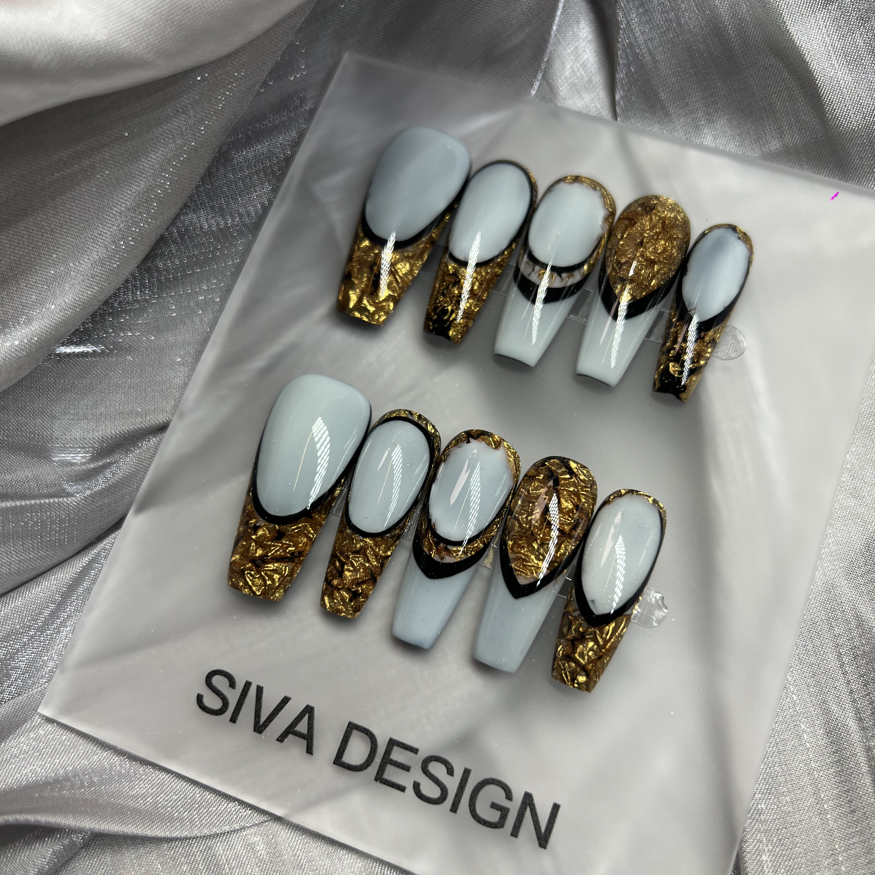 Siva Nail, Golddust, French, Feuille d'or luxueuse, Ongles pressés faits main