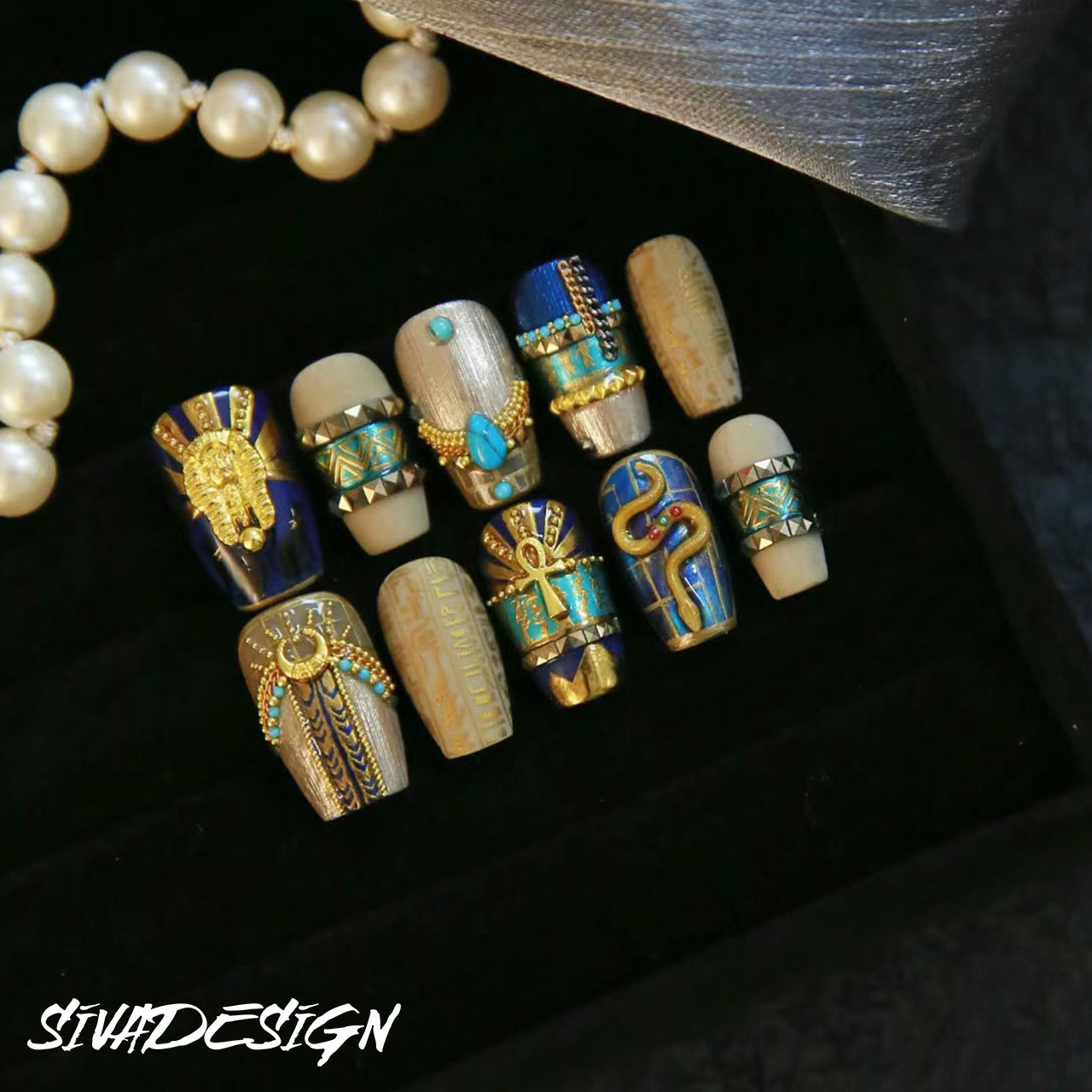 Siva Nail, Luxor's Treasure, ongles pressés de luxe faits à la main