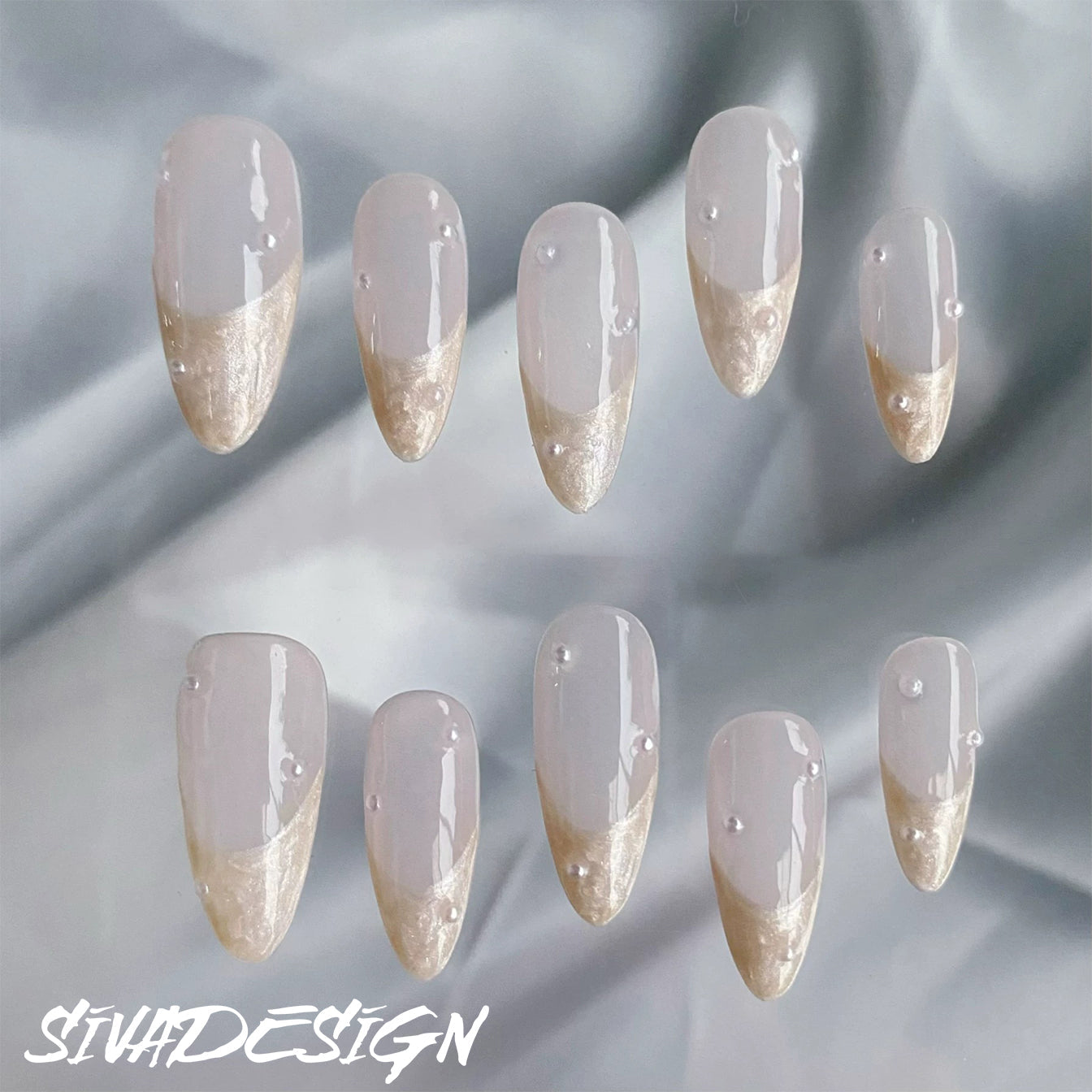 Siva Nail, Golden Sands, élégants faux ongles faits main