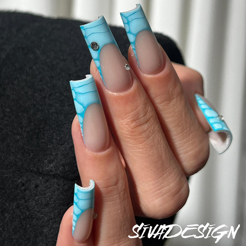 Siva Nail, Oceanic Marble, ongles à pression faits main de style élégant