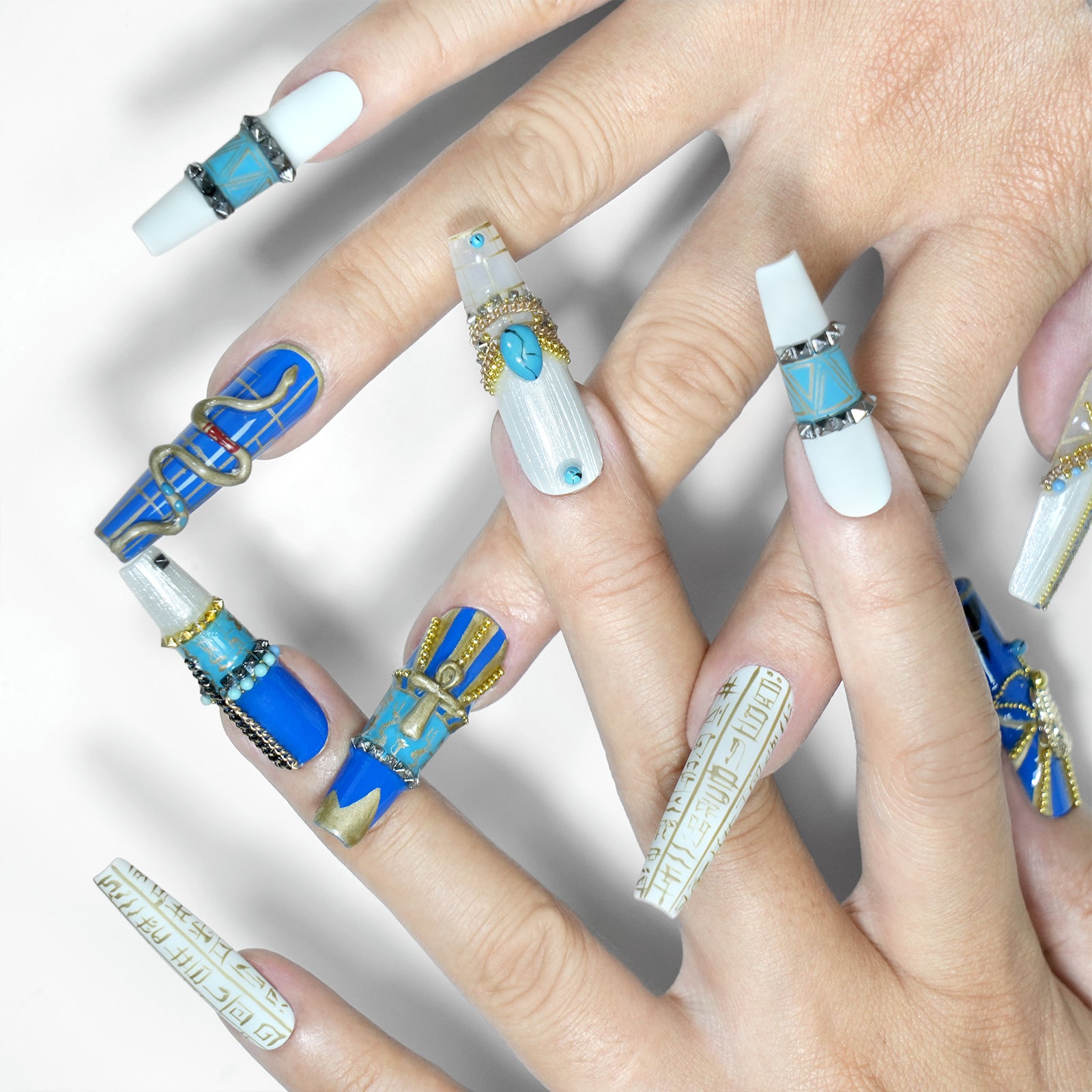 luxors-treasure-2dbe51f8549a757e233b8d5b0ba68239