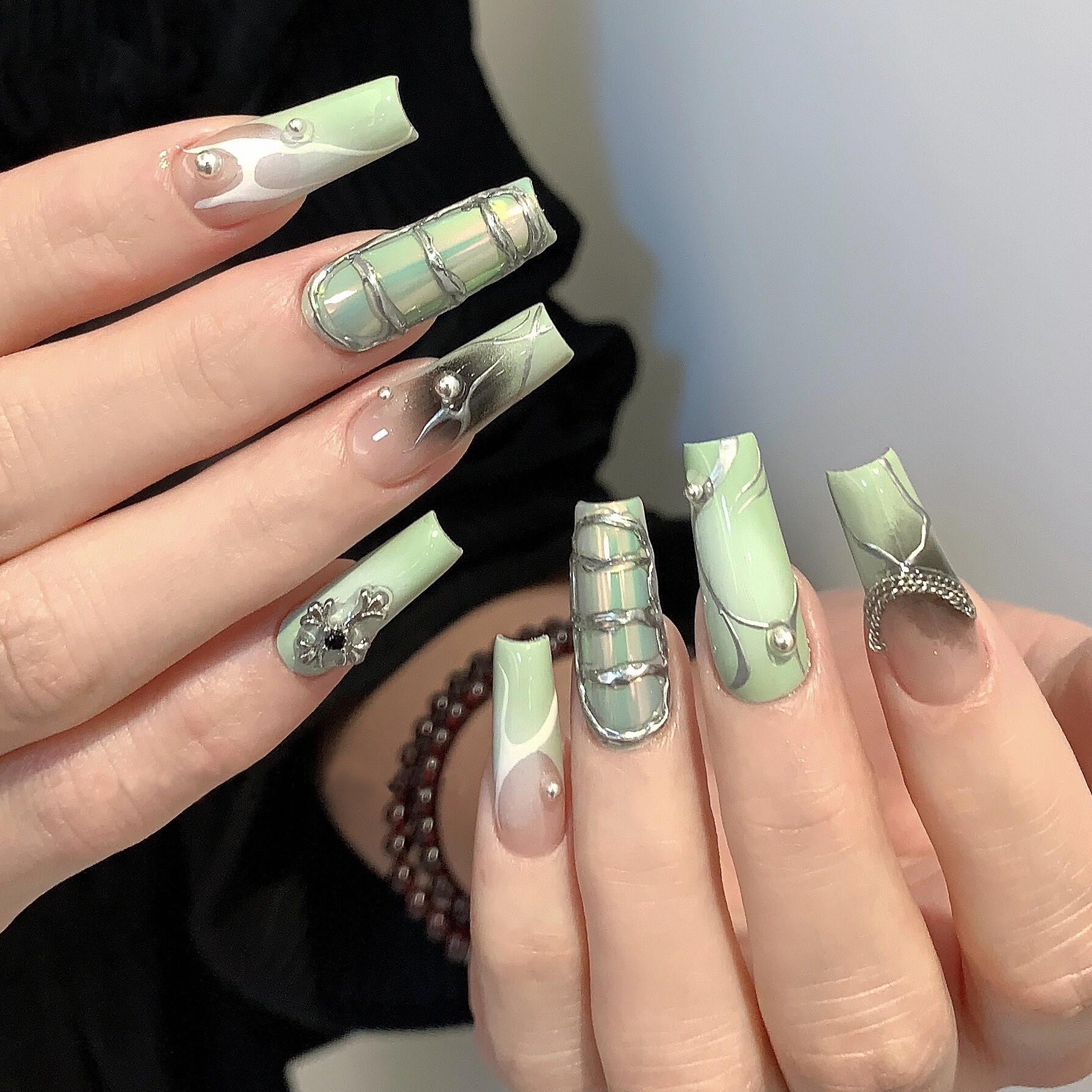 Siva Nail, Mint Mystique, ongles pressés faits main de style luxueux