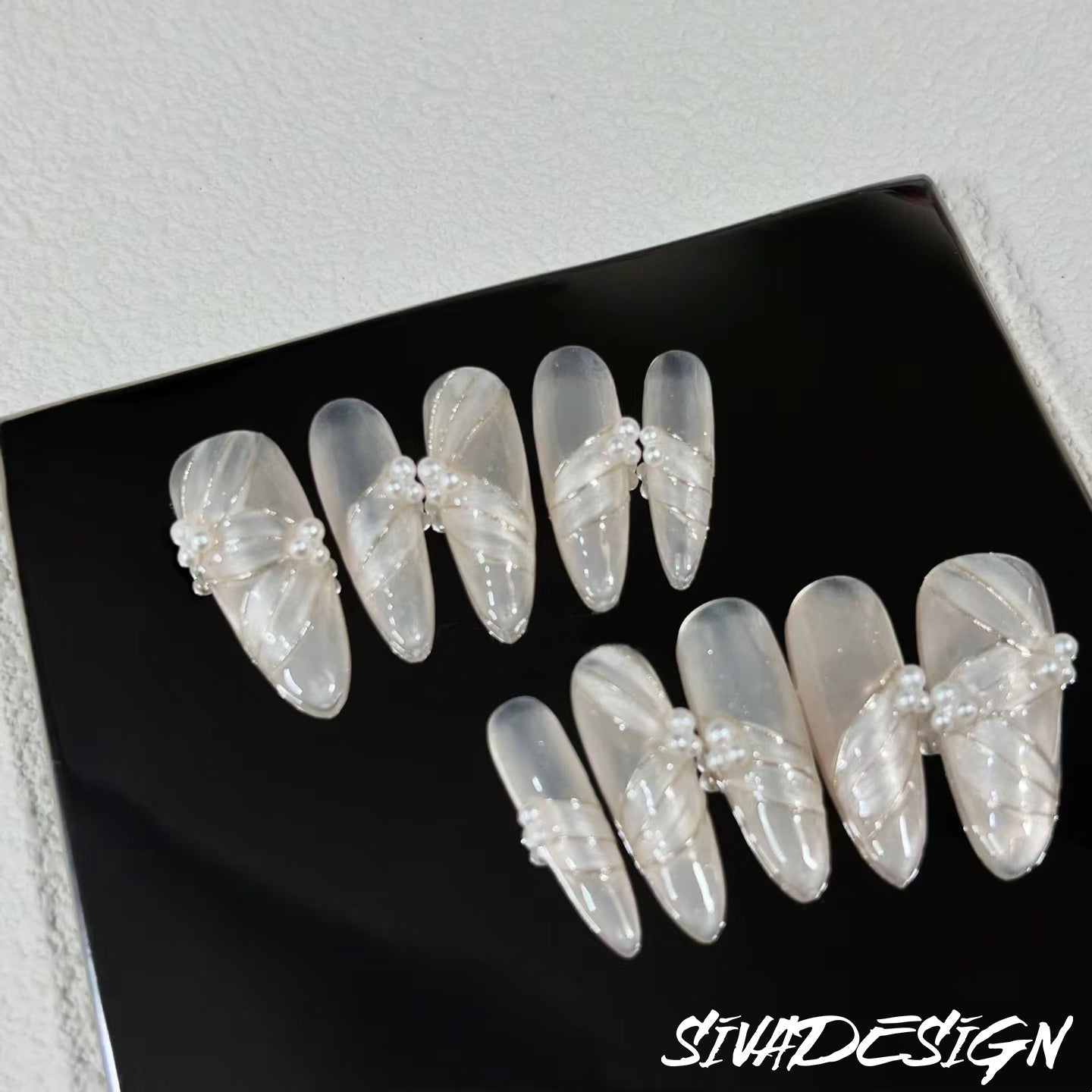 Siva Nail, Bridal Radiance, Ongles à coller faits main de luxe en perles