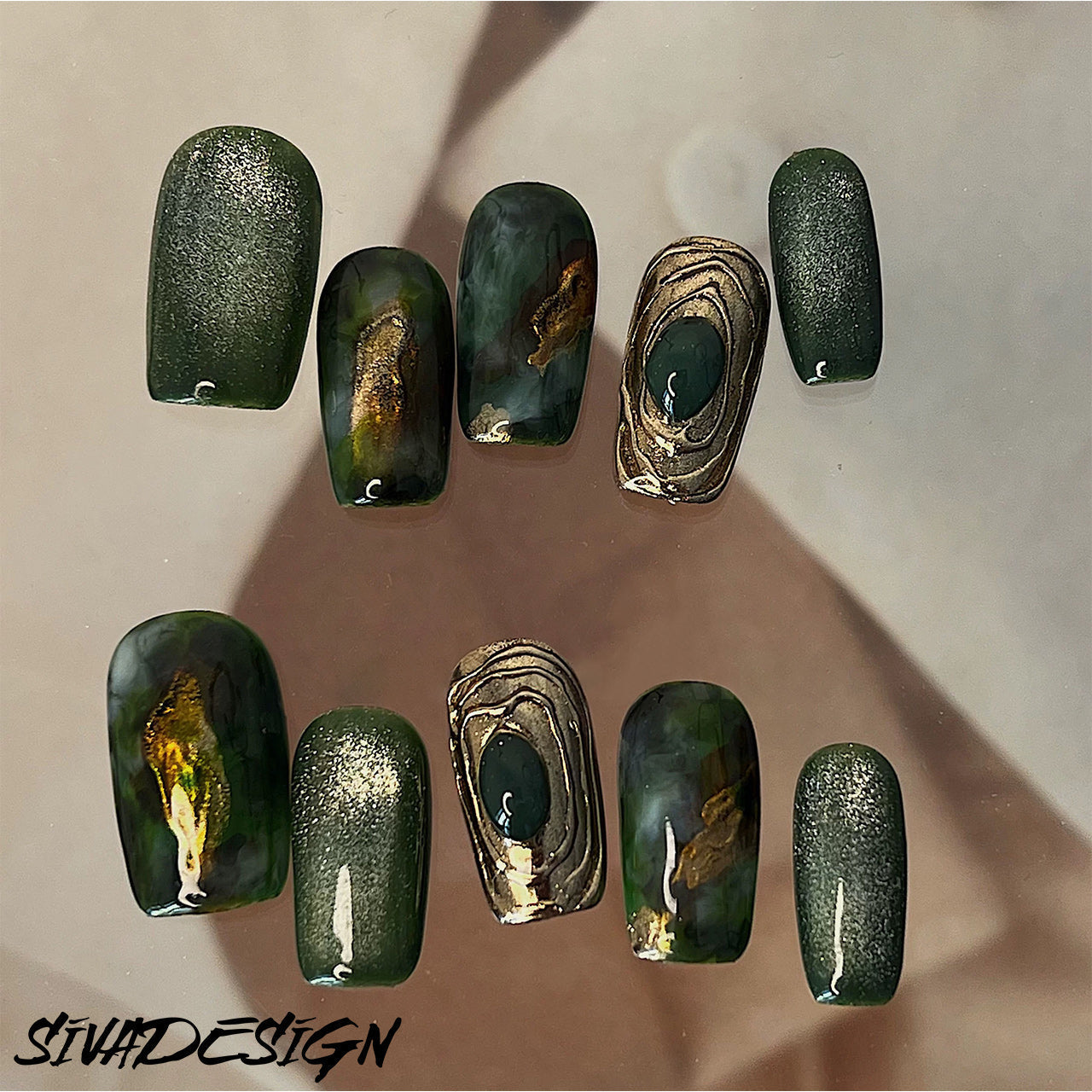 Siva Nail, Deep Woodlands, ongles à coller faits main de style inspiré de la nature