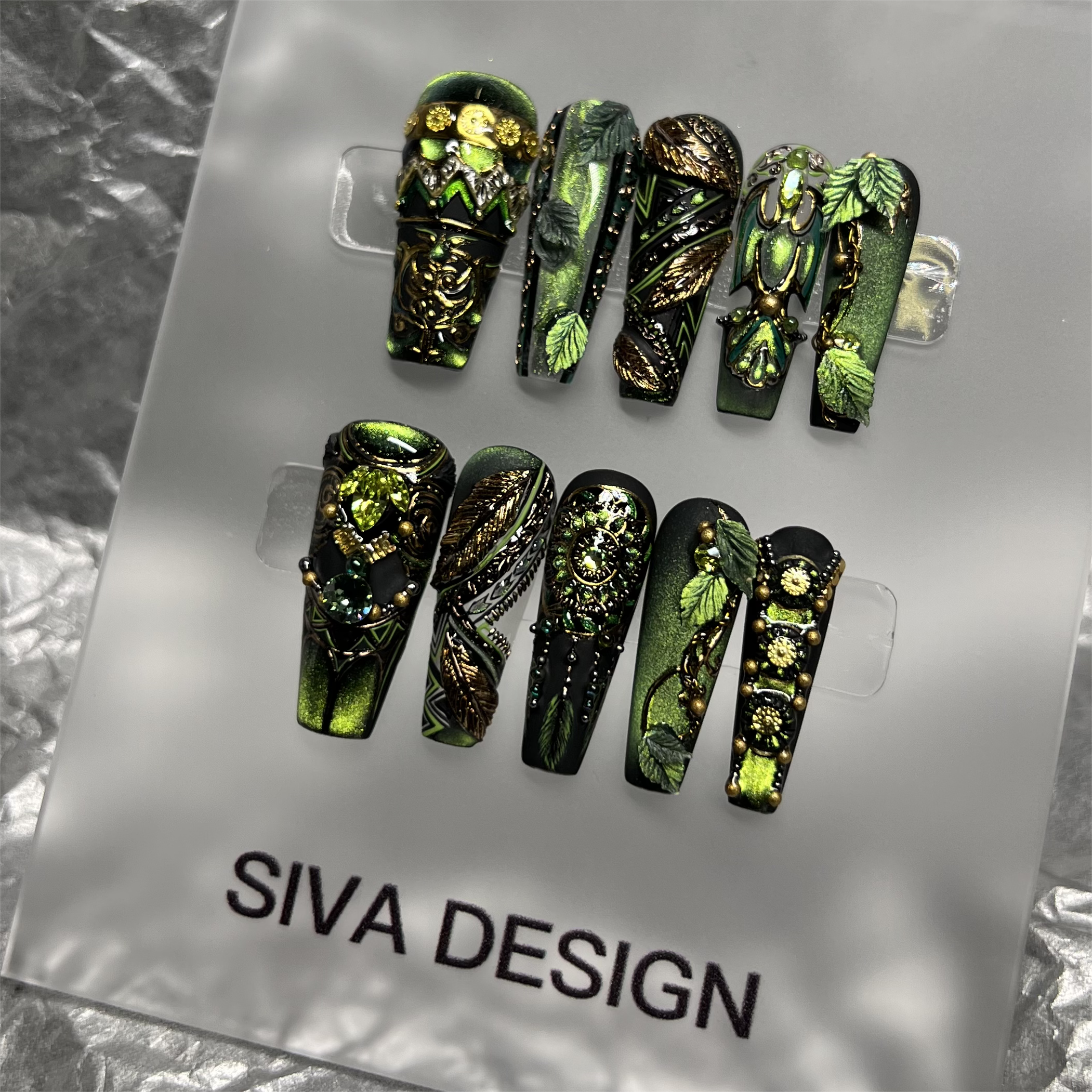 Siva Nail, Forest Queen, ongles pressés faits main de luxe