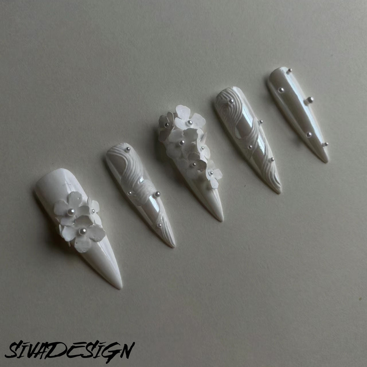 Siva Nail, Mystic Shore, ongles à coller faits main de style floral 3D