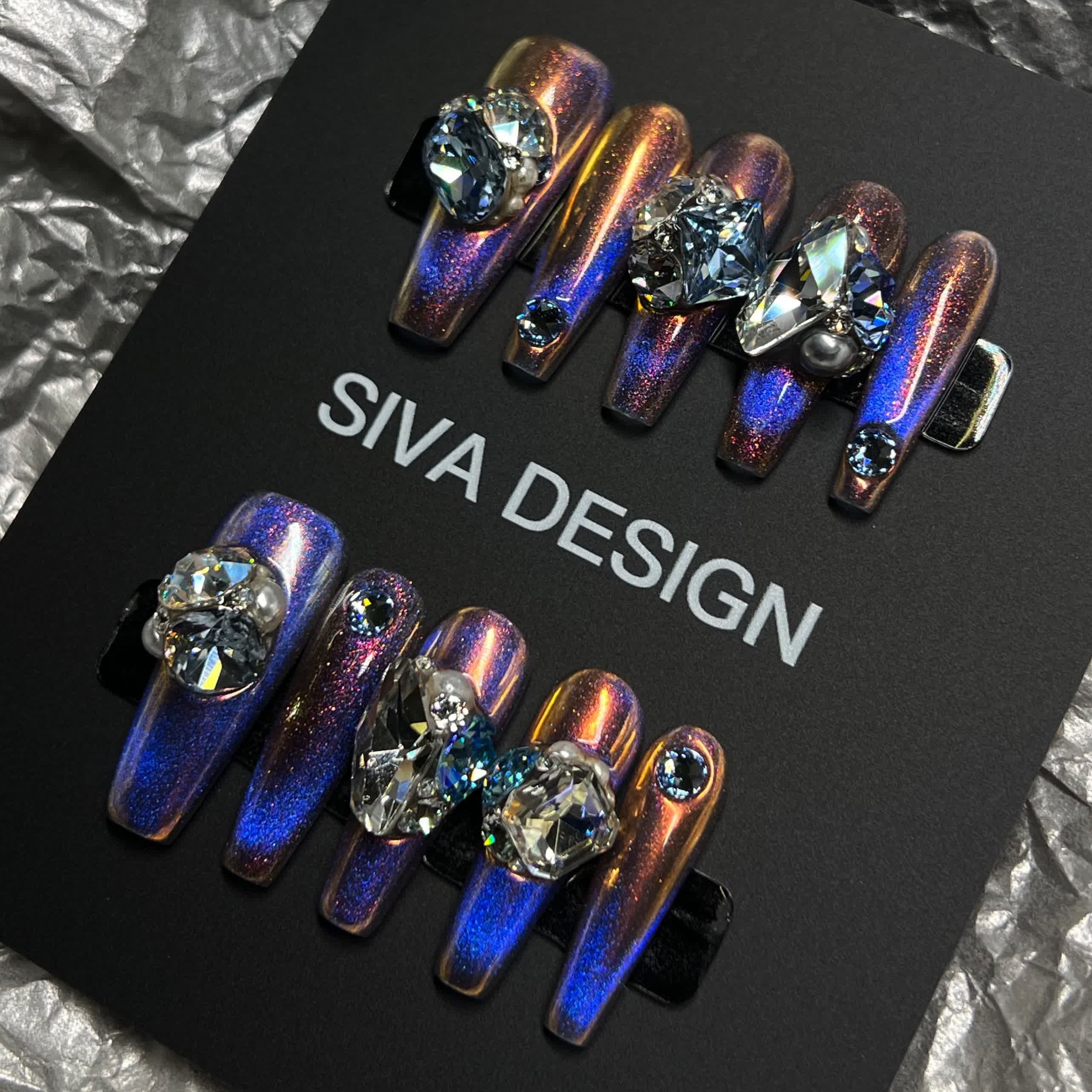 Siva Nail, Galaxy, faux ongles holographiques faits main