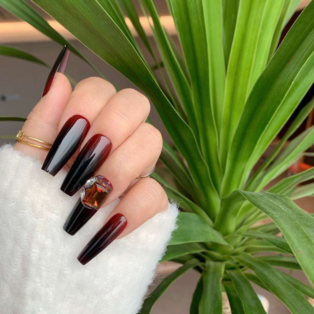 Siva Nail, Regal Wine Drip, ongles à coller faits main luxueux avec dégradé d'hiver