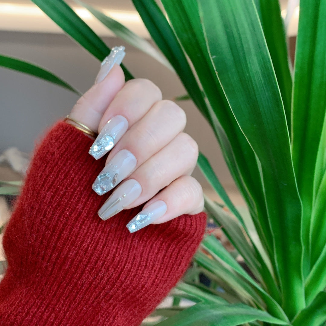 Siva Nail, Pétales dorés, Luxe Bloom, Ongles à coller faits main